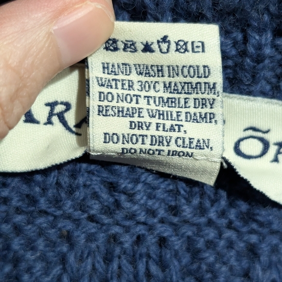 Aran Mor 100% Merino Wool Front Zip Blue Cardigan Sweater Size Small - Picture 3 of 5